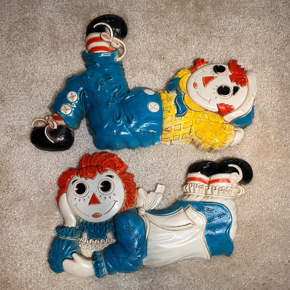 Vintage Raggedy Ann and Andy wall hanging vintage